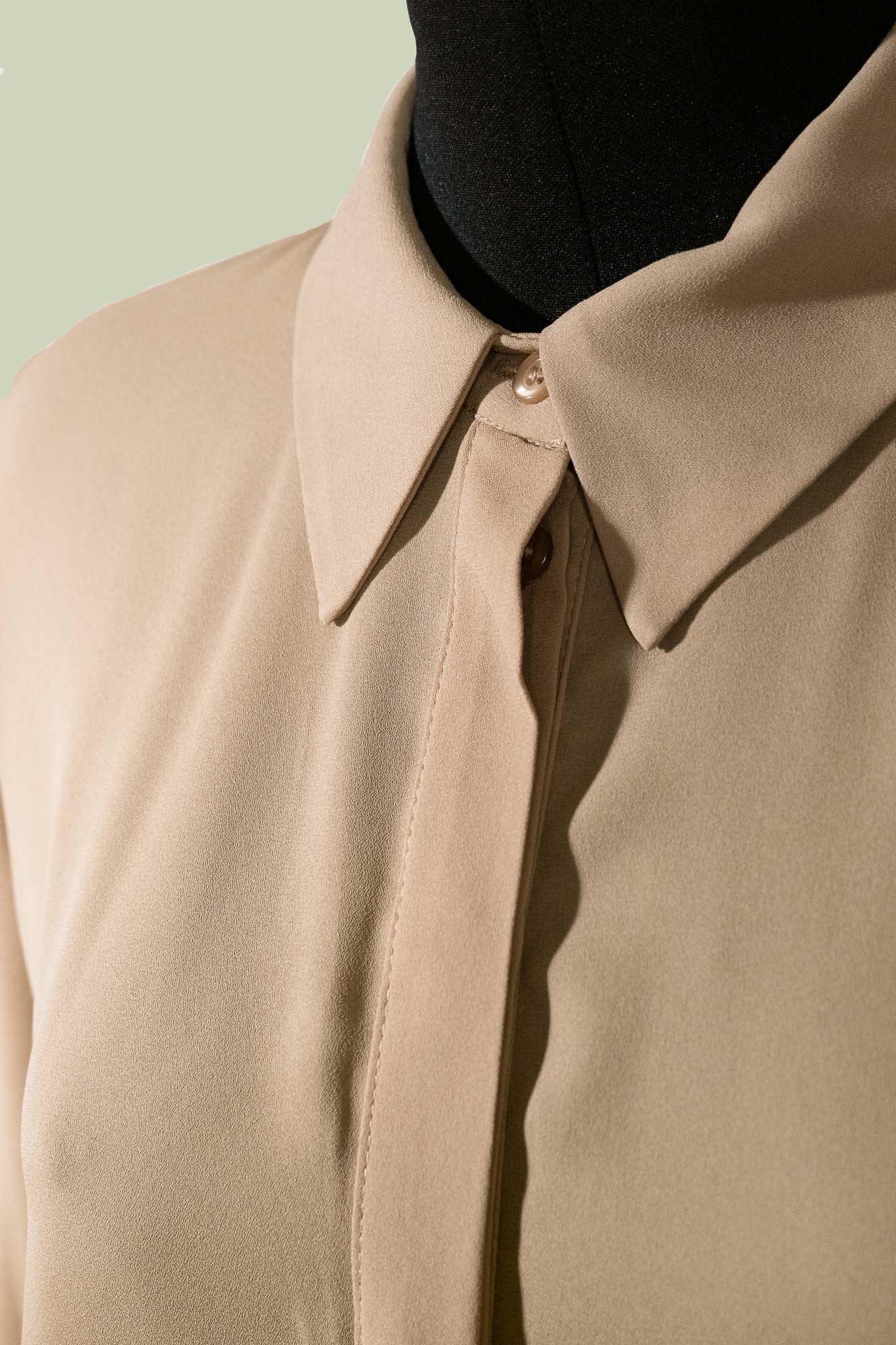 Camicia con dettaglio riga nera Beige - Mimi mu