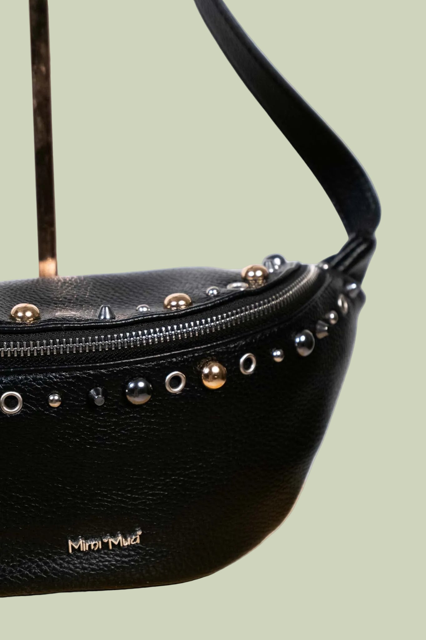 Marsupio a tracolla con borchie e zip – Mimi-Muà
