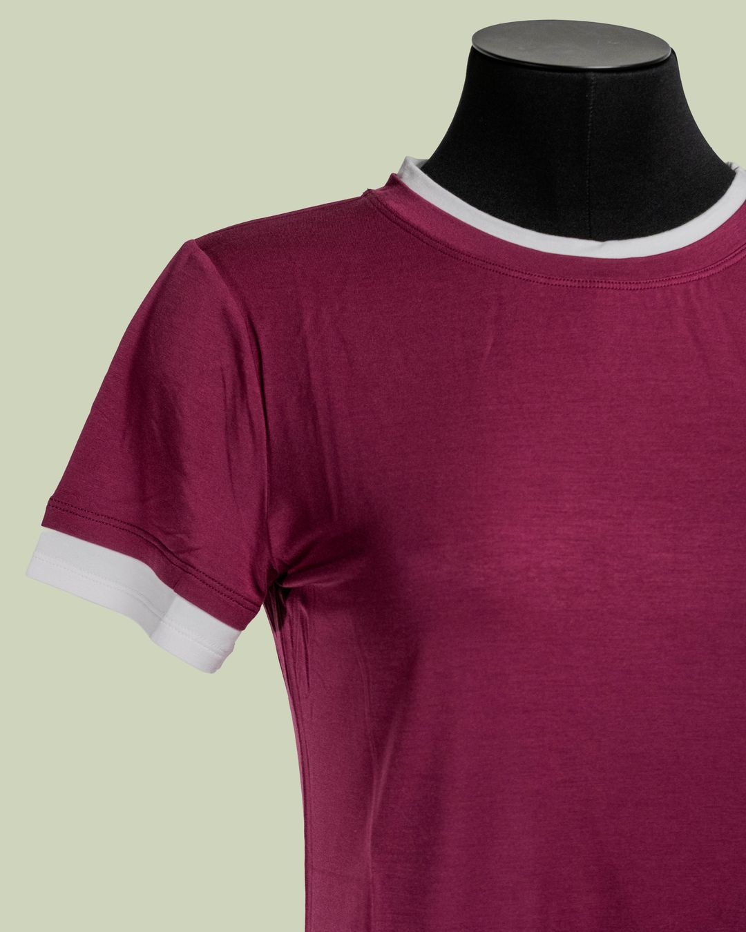 T-shirt Ringer in Viscosa con Bordi a Contrasto – Mimi-Muà