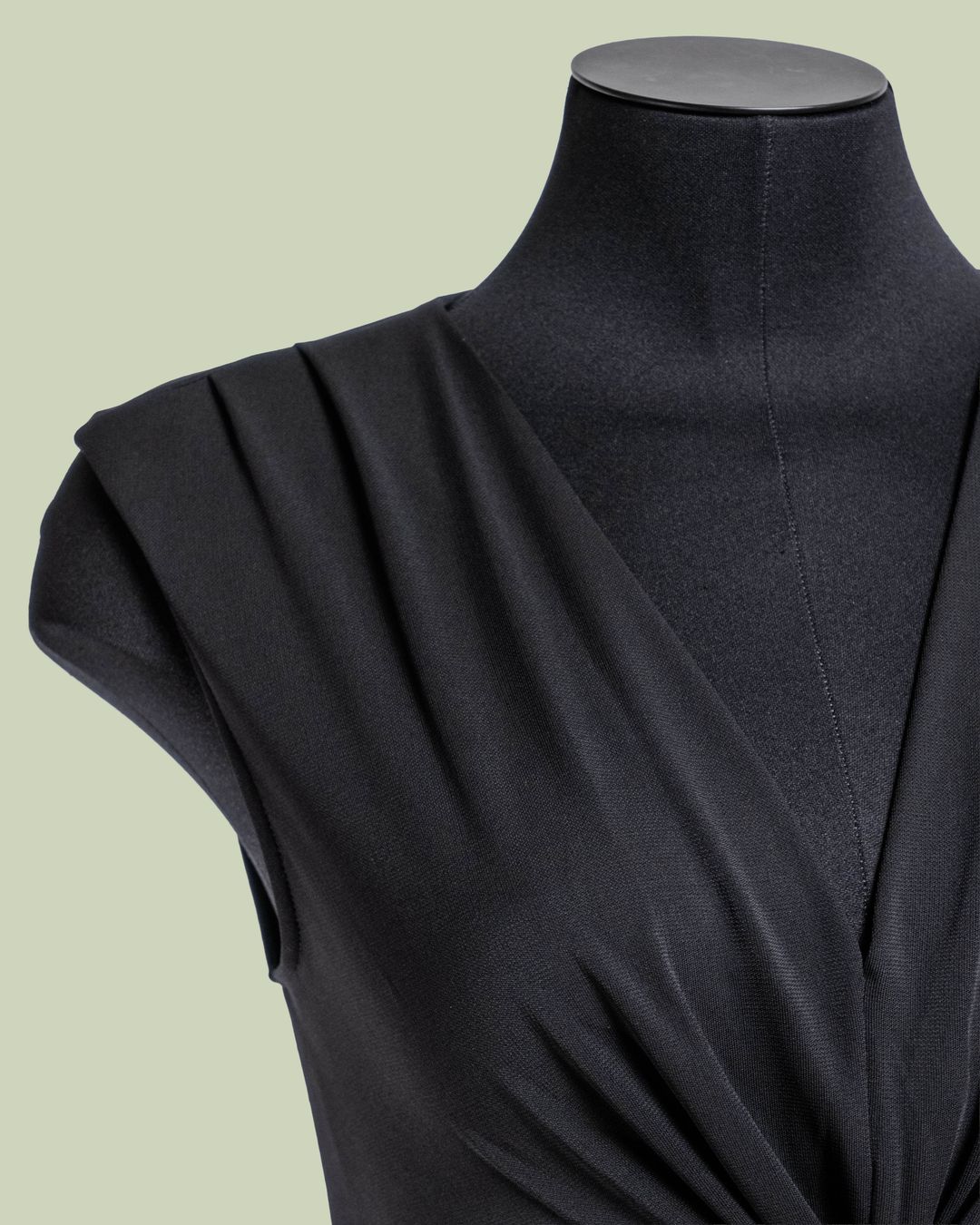 Top con Nodo Drappeggiato e Scollo a V – Mimi-Muà