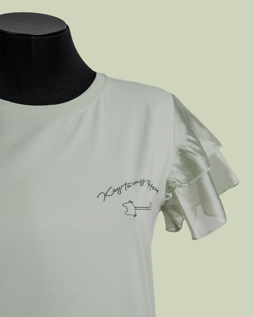 T-shirt 'Key to My Heart' con Maniche a Doppio Volant – Mimi-Muà