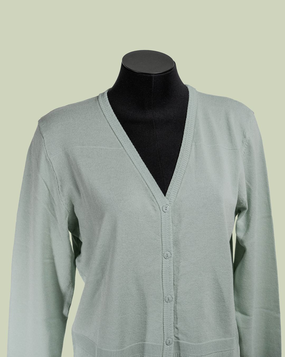 Top in Maglia Fine con Scollo a V e Bottoni – Mimi-Muà