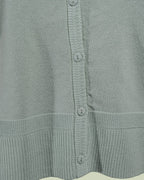 Top in Maglia Fine con Scollo a V e Bottoni – Mimi-Muà