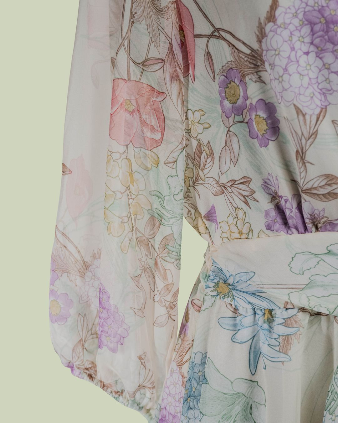 Abito Lungo in Chiffon Floreale con Rouches e Laccetto – Mimi-Muà