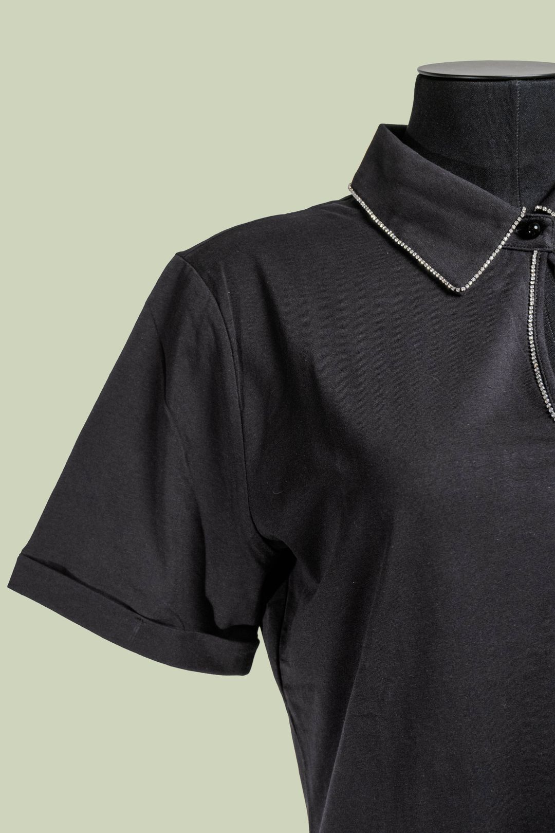 T-shirt con Scollo a Goccia e Catena di Strass – Mimi-Muà