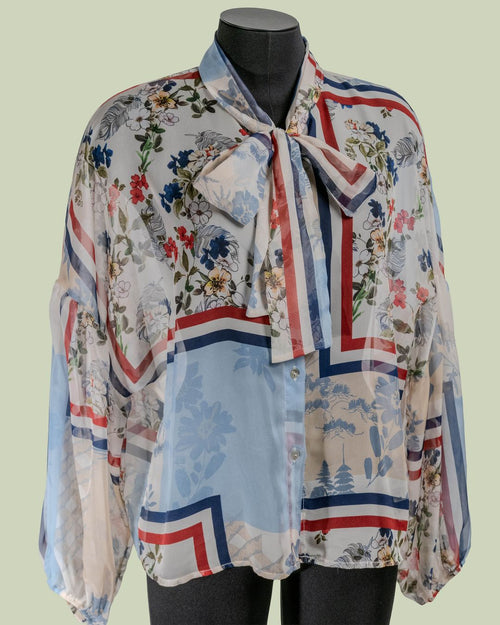 Blusa in Poliestere Riciclato con Fiocco e Stampa Floreale – Mimi-Muà