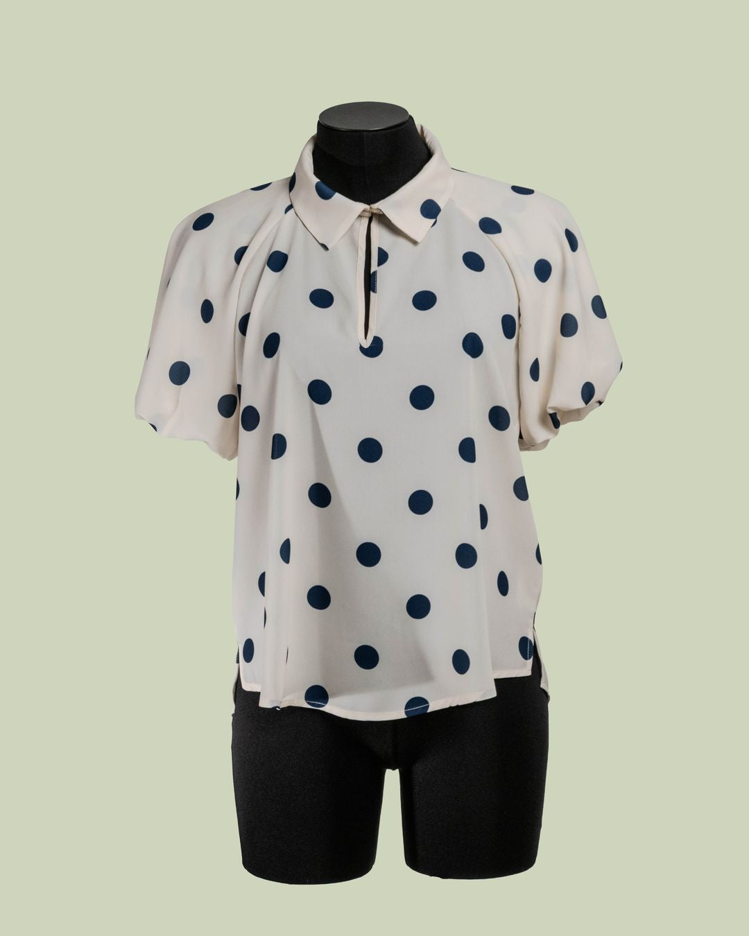 Blusa a Pois con Maniche a Palloncino – Mimi-Muà