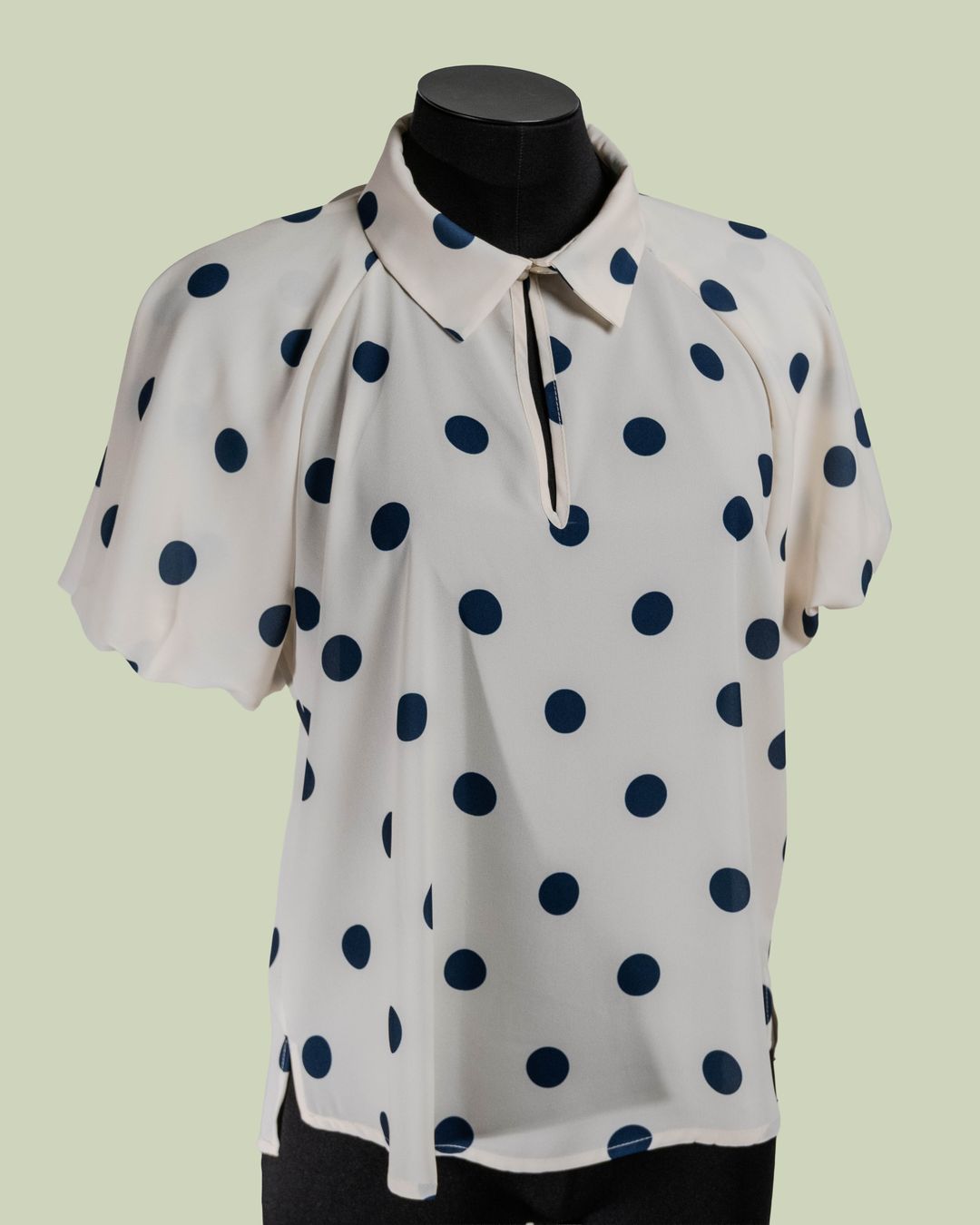 Blusa a Pois con Maniche a Palloncino – Mimi-Muà