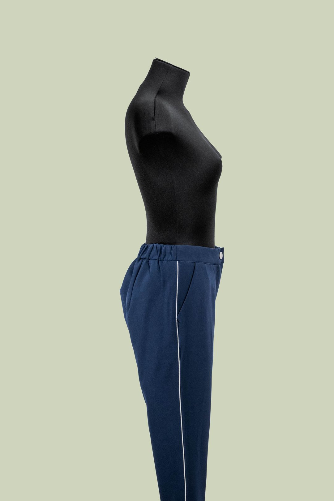 Pantalone a Vita Alta con Bottone a Contrasto – Mimi-Muà