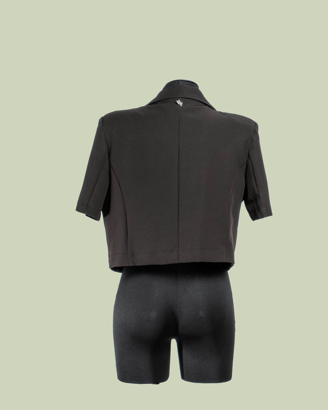 Giacca Cropped a Maniche Corte con Finiture in Raso – Mimi-Muà