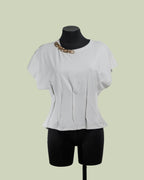 T-shirt in Cotone con Catena Gioiello Asimmetrica – ECO