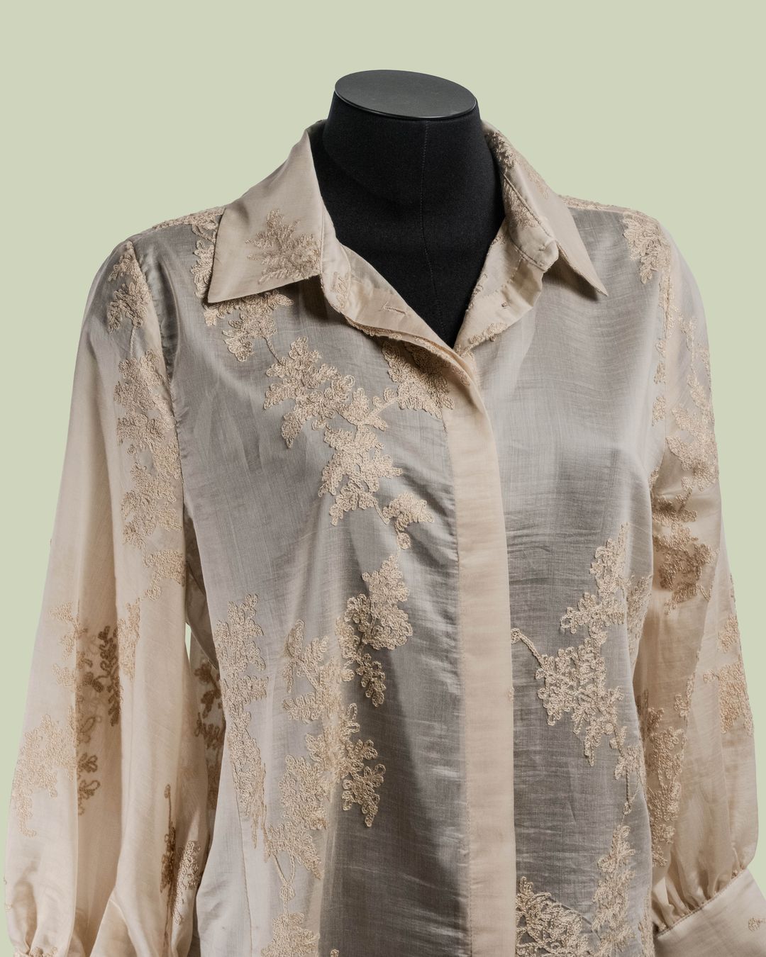 Camicia in Lyocell Semi-trasparente con Ricamo Floreale – ECO