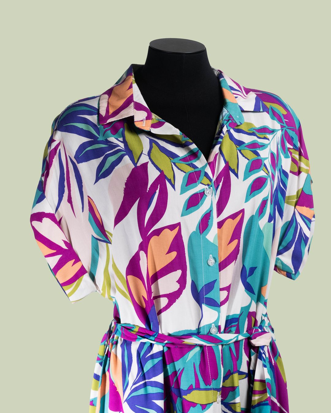 Abito Chemisier in Rayon con Cintura e Stampa Tropicale – Talissa
