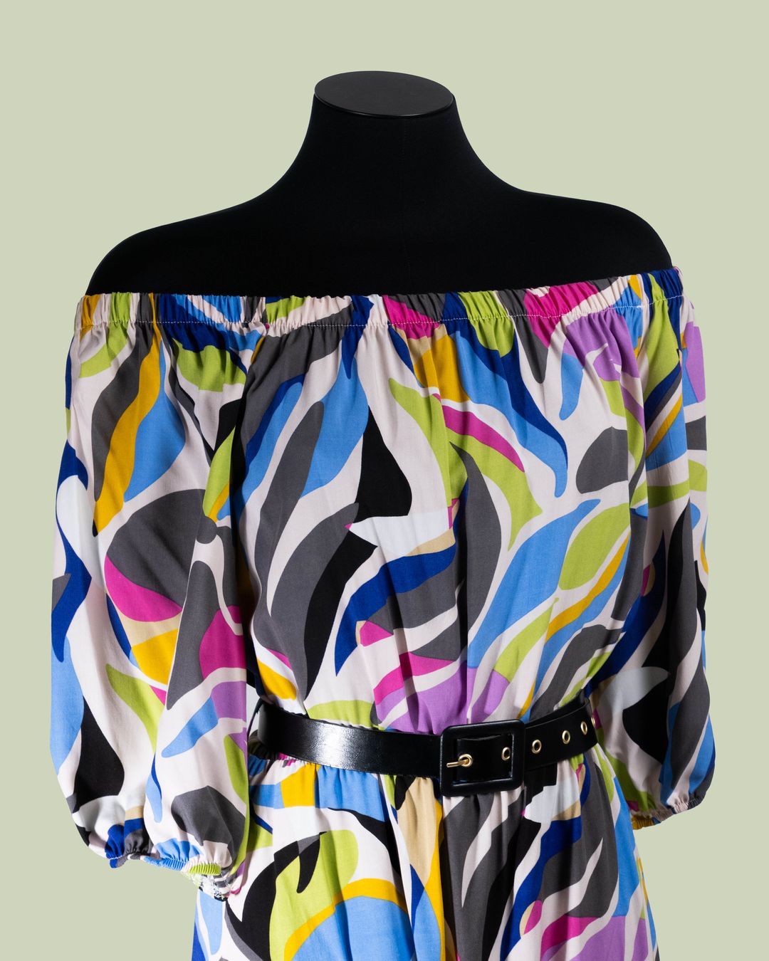 Abito Off-Shoulder con Stampa Psichedelica e Cintura – Talissa