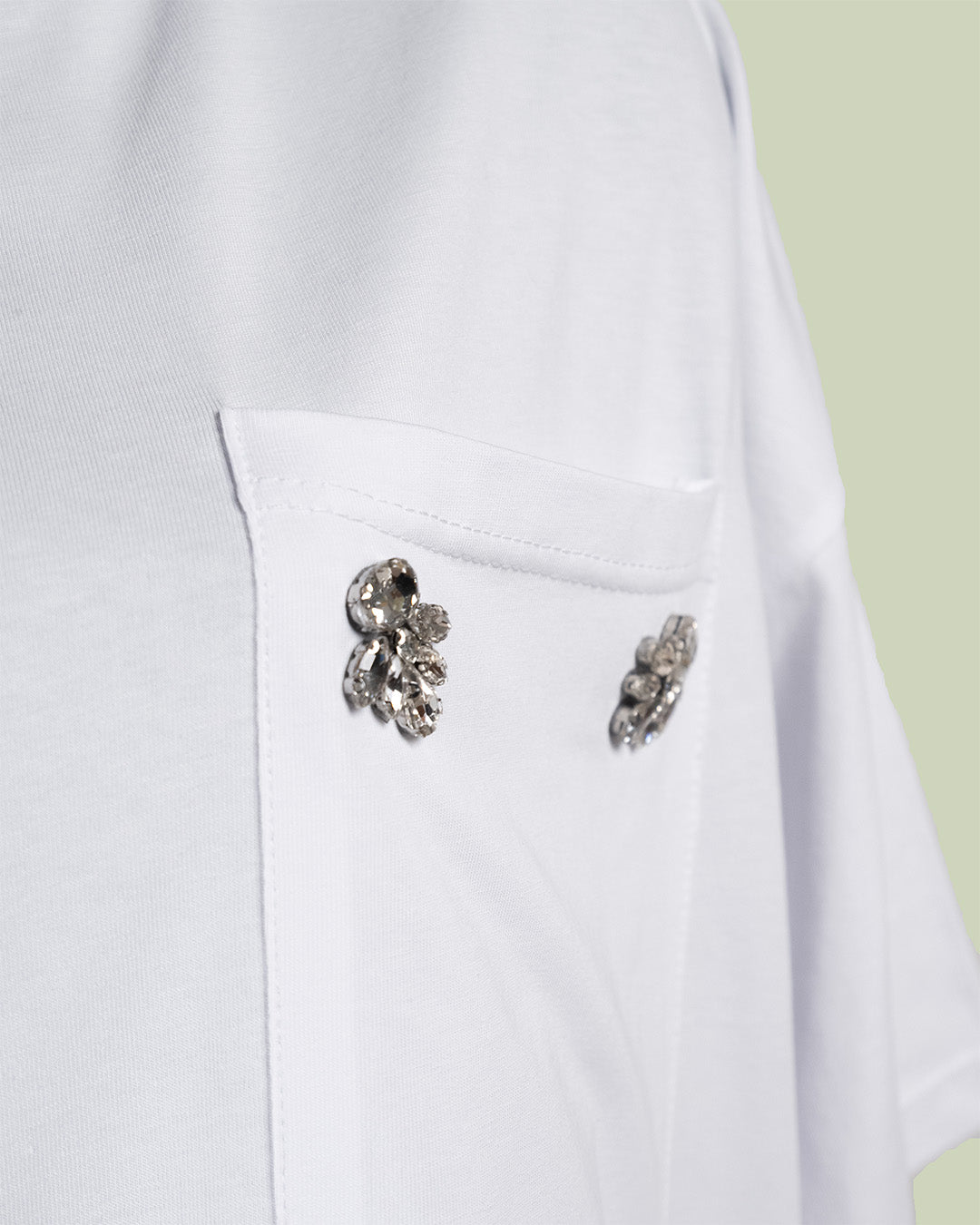T-shirt Boxy con Taschino e Spille Gioiello – Talissa